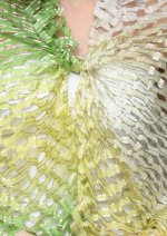 画像2: フェザリーシルクオンブレ・カットワークスカーフ ”ブリュイ・デ・ヴァーグ（波の音)" ・アシッドグリーン (2)