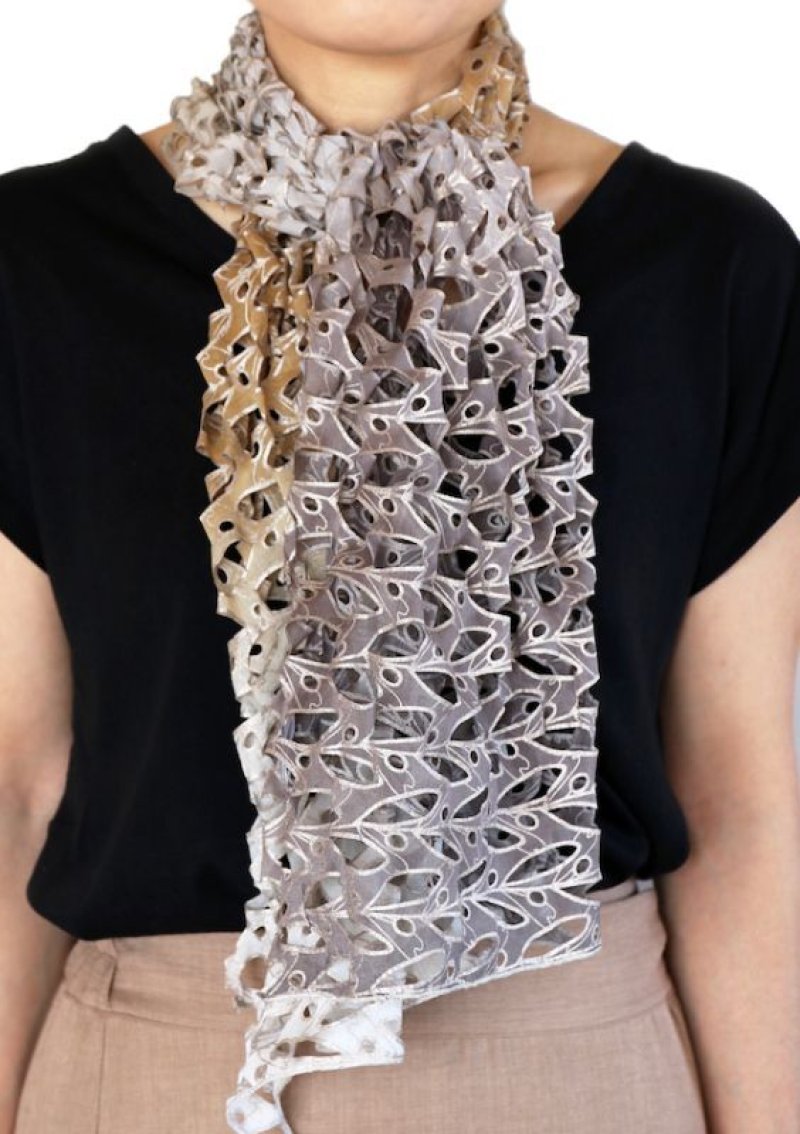 画像1: コットンローンカットワーク・アスコットスカーフ”オリビエ（オリーブの樹）” [手洗いOK] (1)