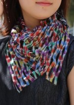 画像2: シルクカットワークプチスカーフ ”ジャルダン・ド・フルール(Flower Garden)” ・カスケードレインボー (2)