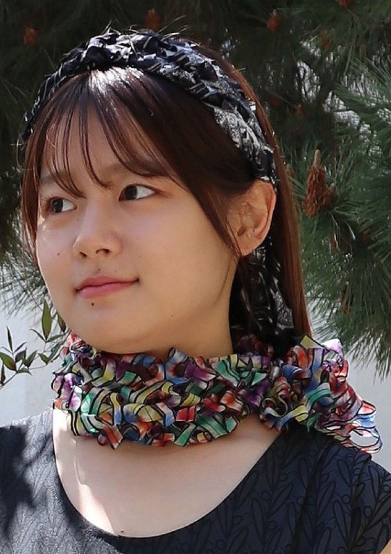 画像5: シルクカットワークプチスカーフ ”ジャルダン・ド・フルール(Flower Garden)” ・カスケードレインボー (5)