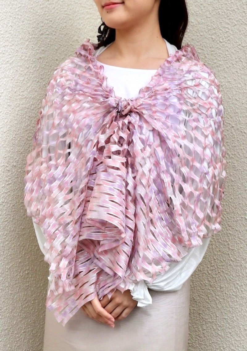 画像1: シルクカットワークスカーフ ”ジャルダン・ド・フルール(Flower Garden)” ・ラベンダーローズ