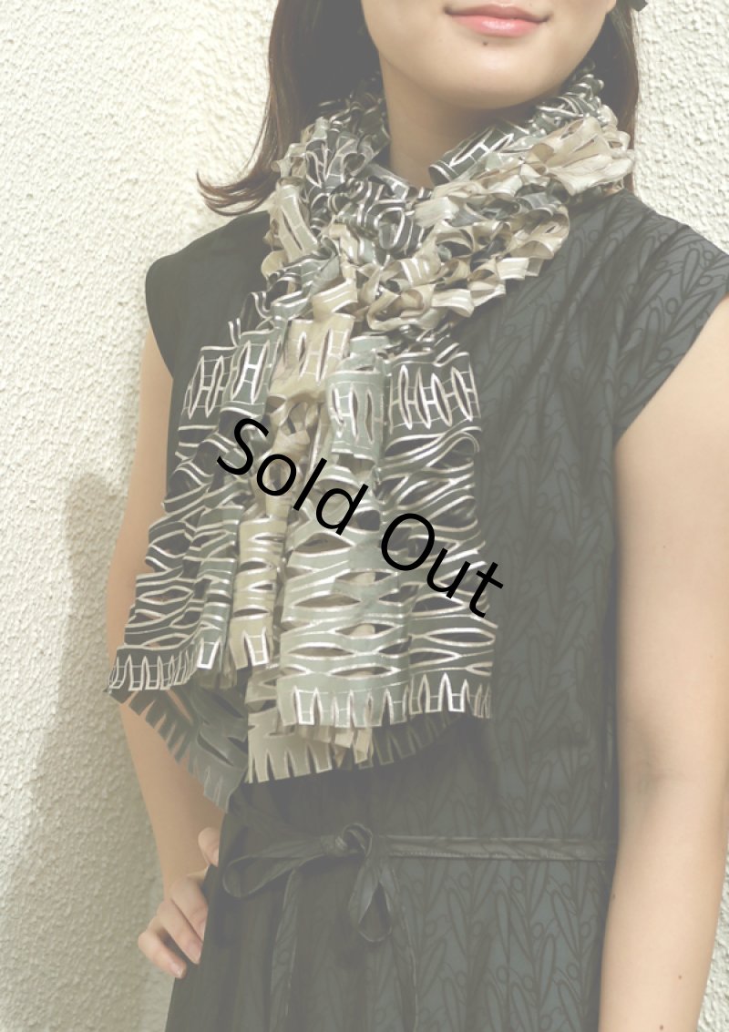 画像1: シルクオンブレ・カットワークスカーフ ”カスケード＆棚田"  (1)