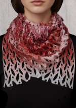 画像3: シルクオンブレ・カットワークアスコットスカーフ”オリビエ(オリーブの樹)" ・ルージュガーネット (3)